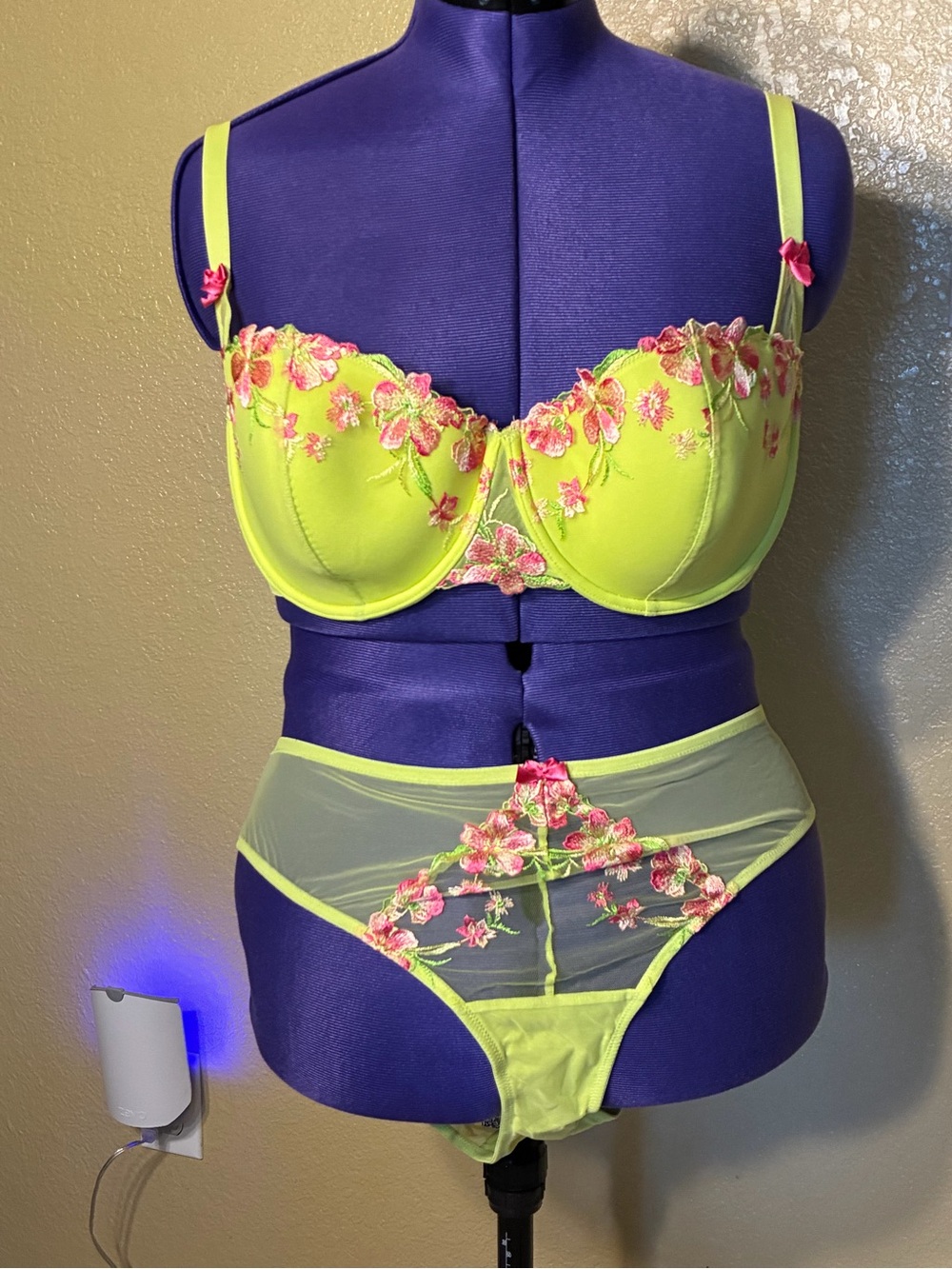 Adore Me Neon Lime & Pink Floral Underwire Bra and High-Waist Brief Set